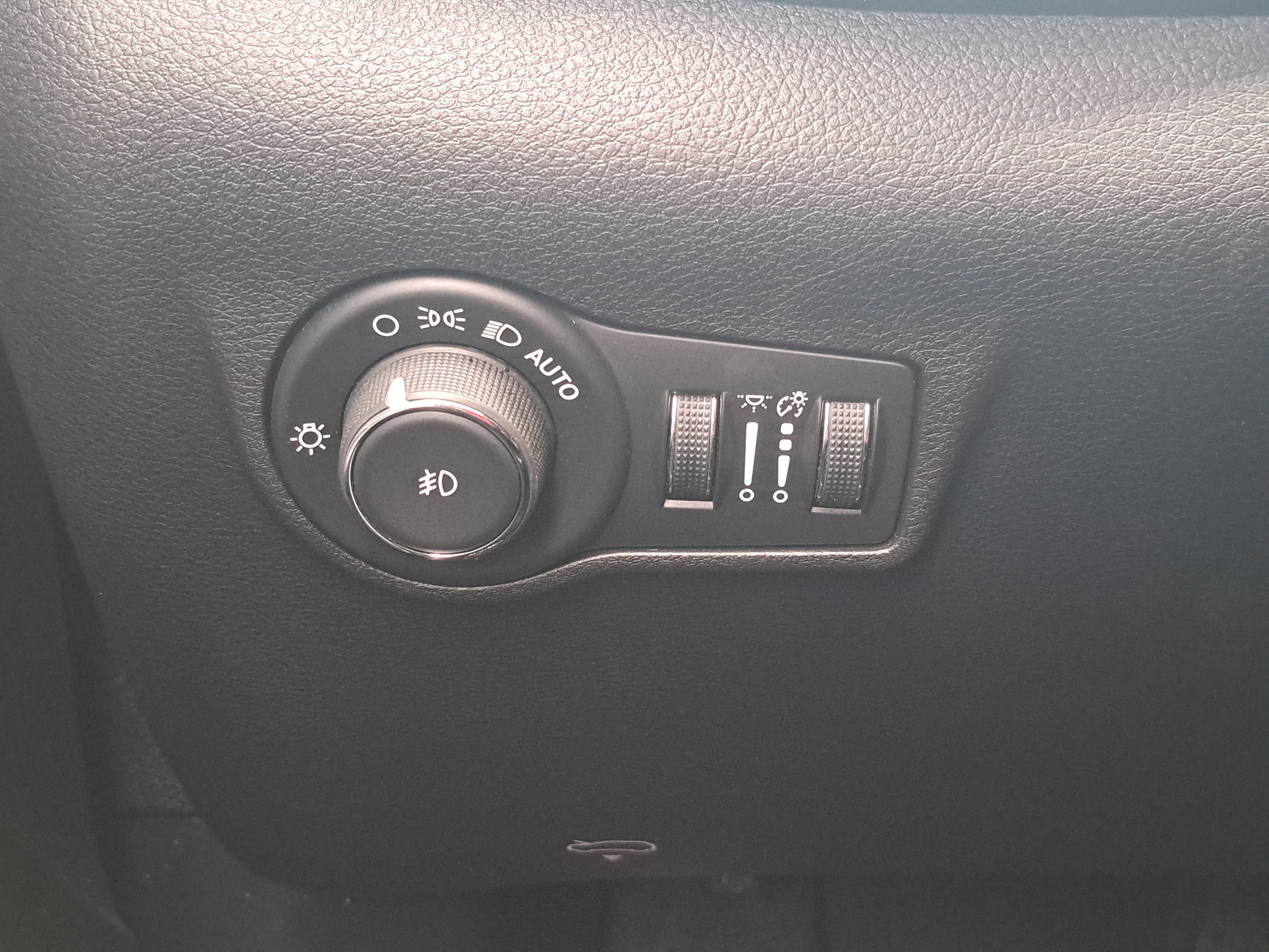 Used 2024 Jeep Compass Limited AWD/4WD image 23