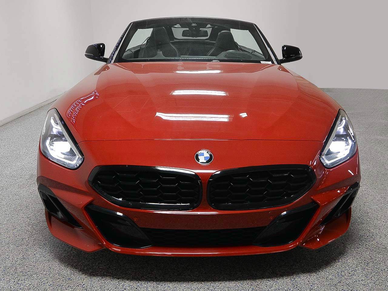 Certified 2024 BMW Z4 M40i w/ Premium Package RWD image 3