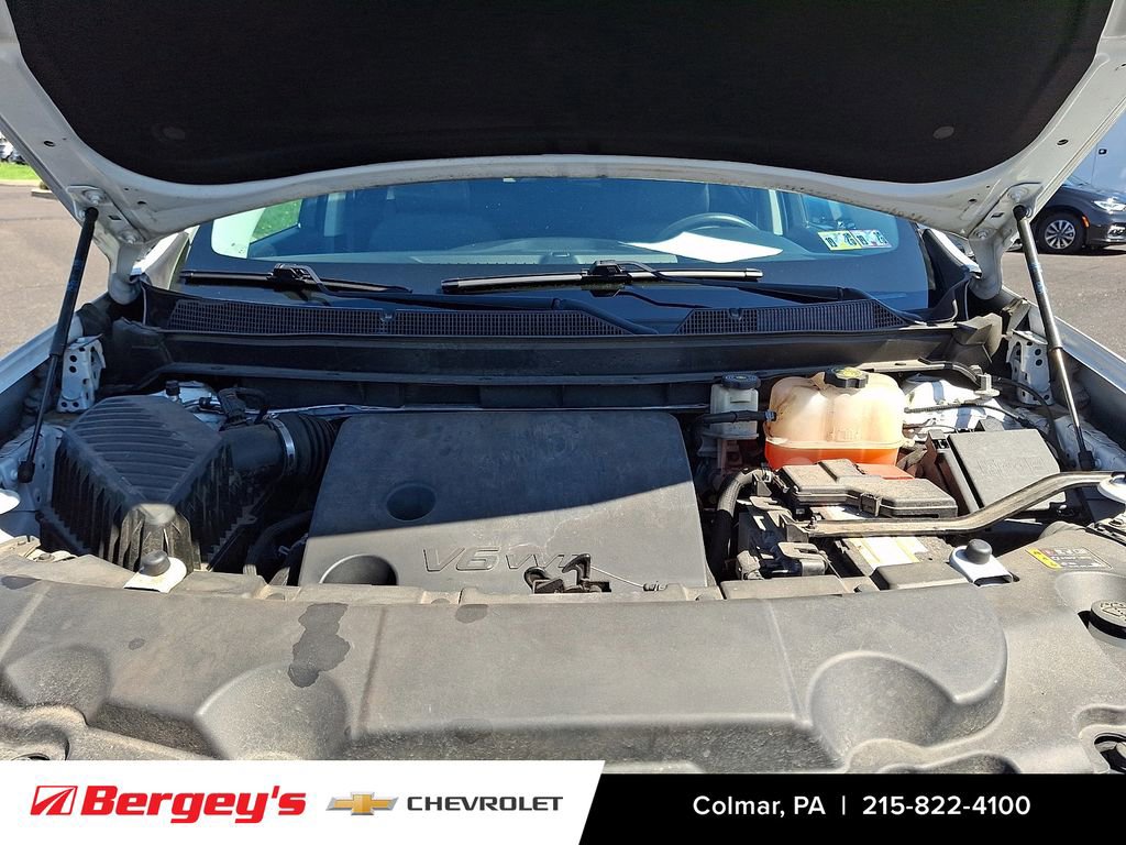 Used 2020 Chevrolet Traverse LS image 30