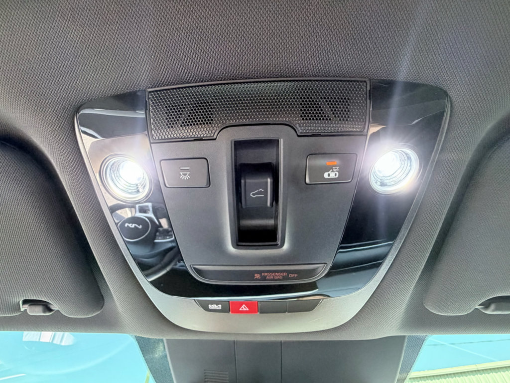 Used 2025 Kia K5 GT-Line w/ GT-Line Premium Package AWD/4WD image 16