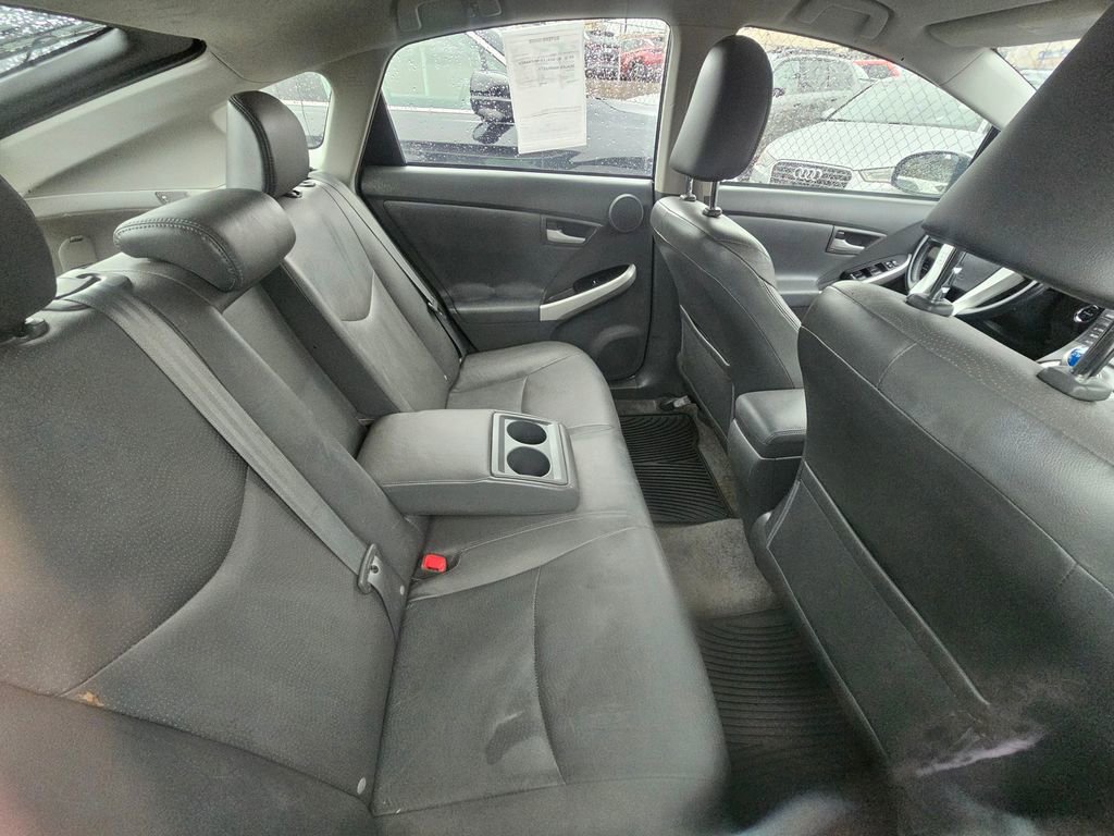 Used 2010 Toyota Prius Five image 11
