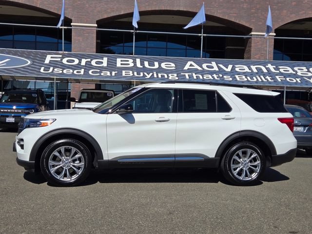 Certified 2024 Ford Explorer XLT w/ Equipment Group 202A AWD/4WD image 7