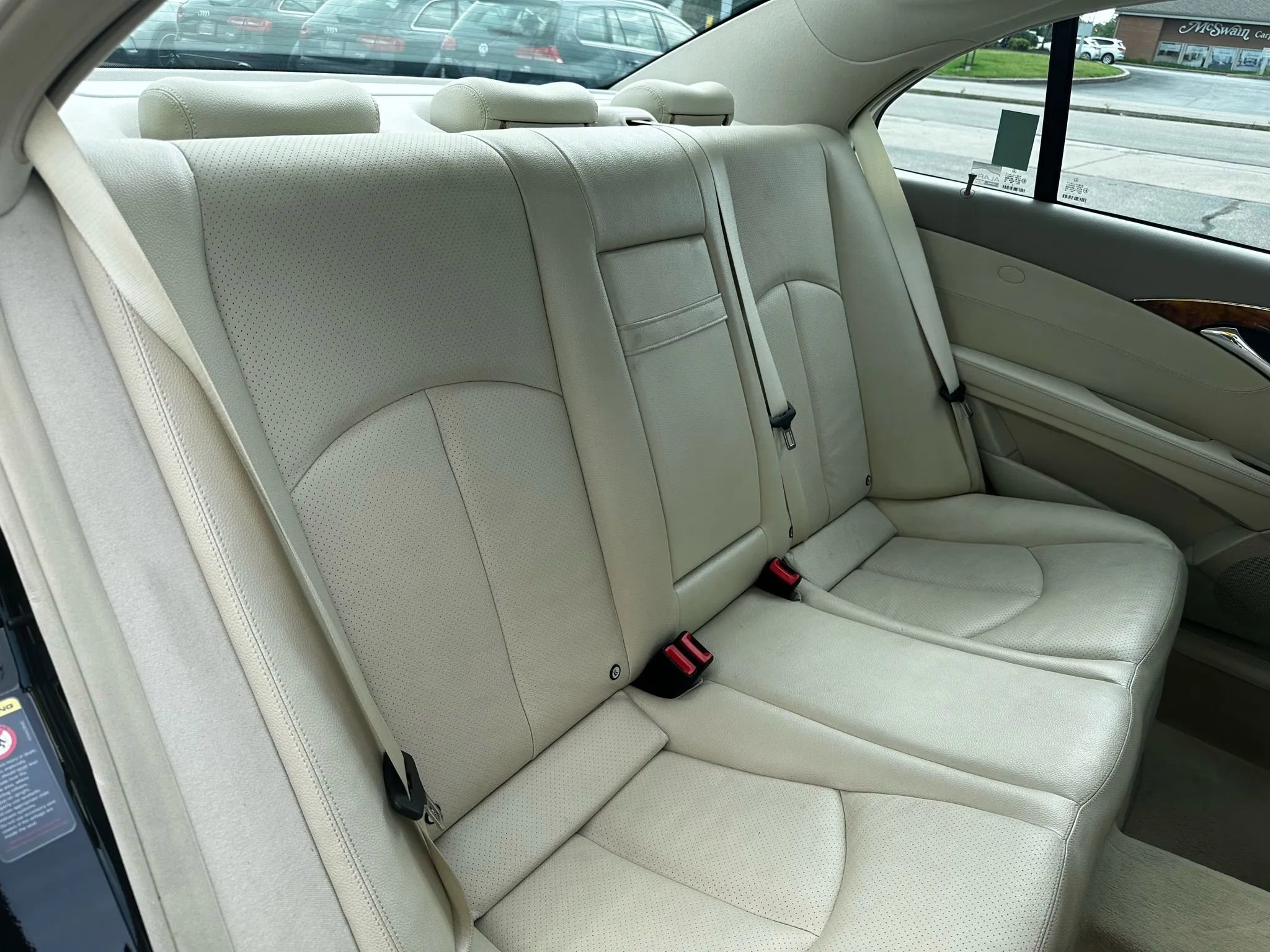 Used 2003 Mercedes-Benz E 320 Sedan image 35