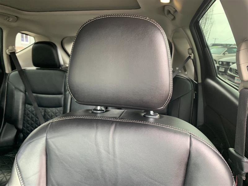 Used 2019 Nissan Murano Platinum image 15