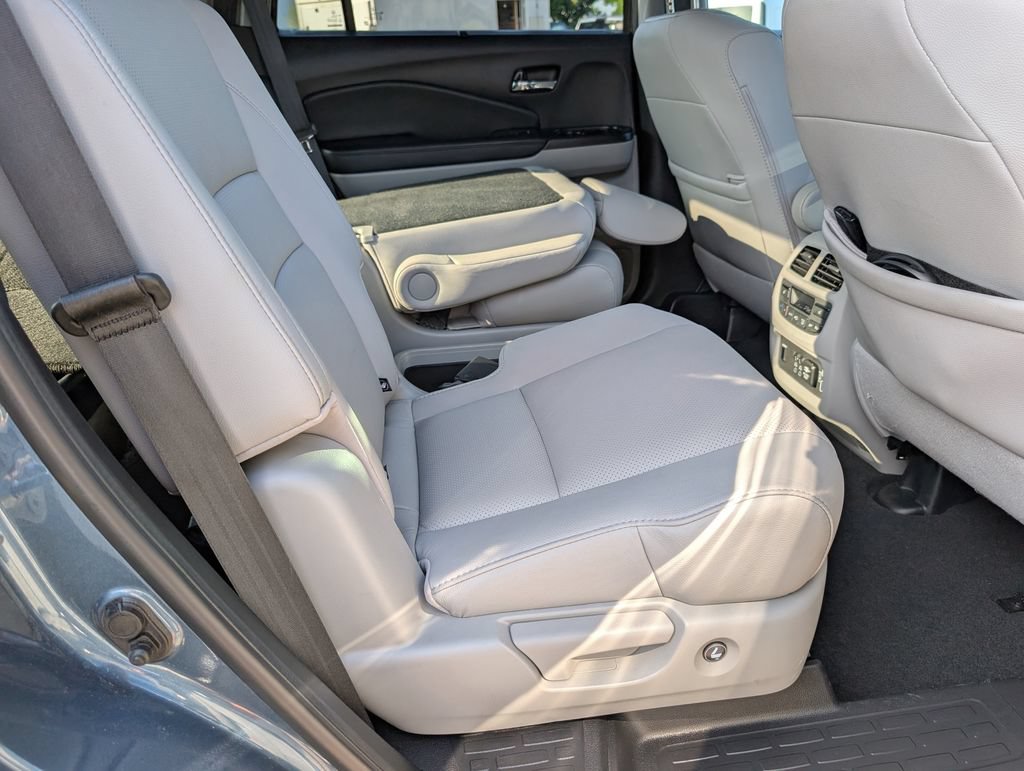 Used 2022 Honda Pilot Elite image 25