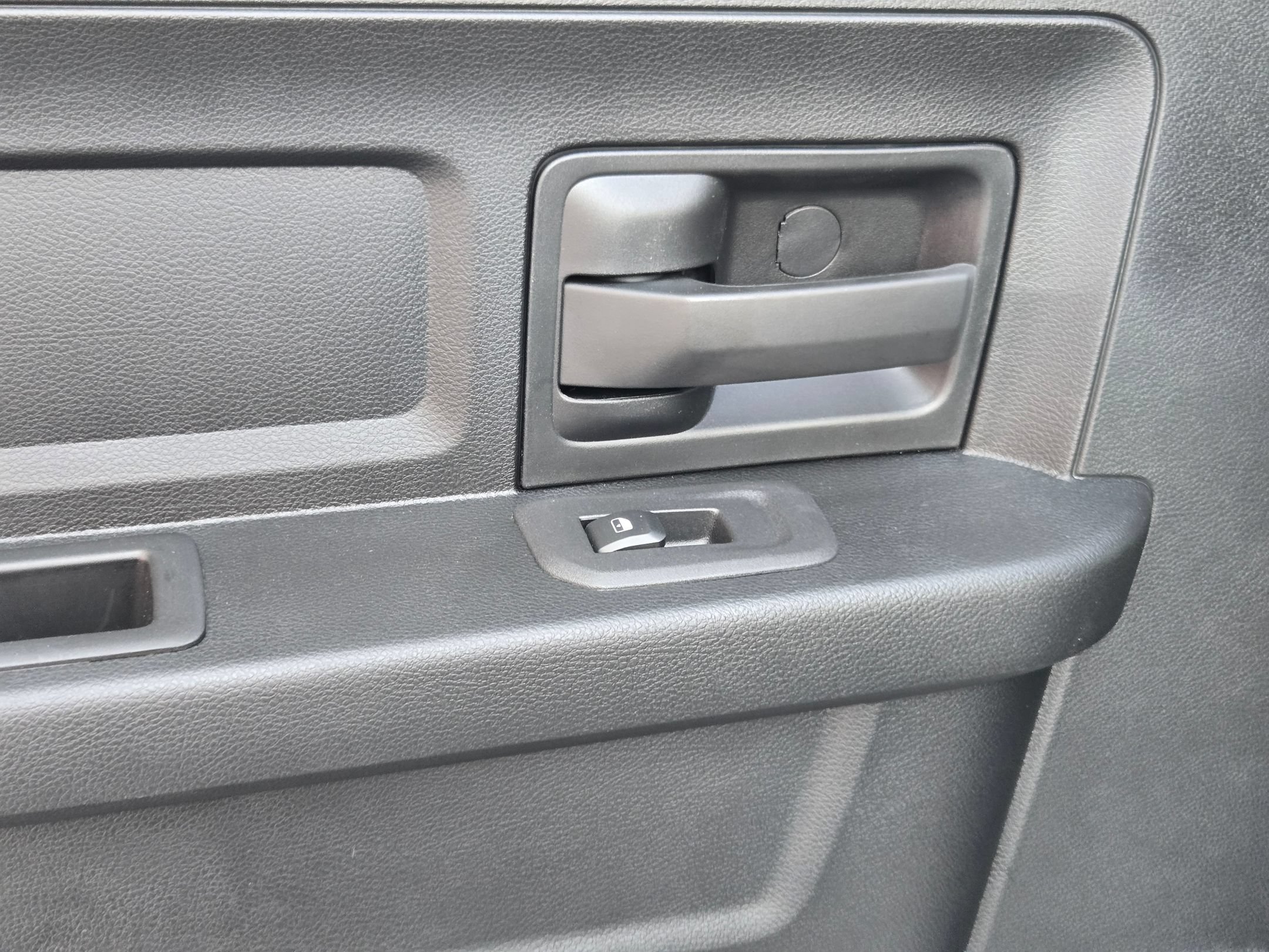 New 2026 RAM 3500 Tradesman AWD/4WD image 31