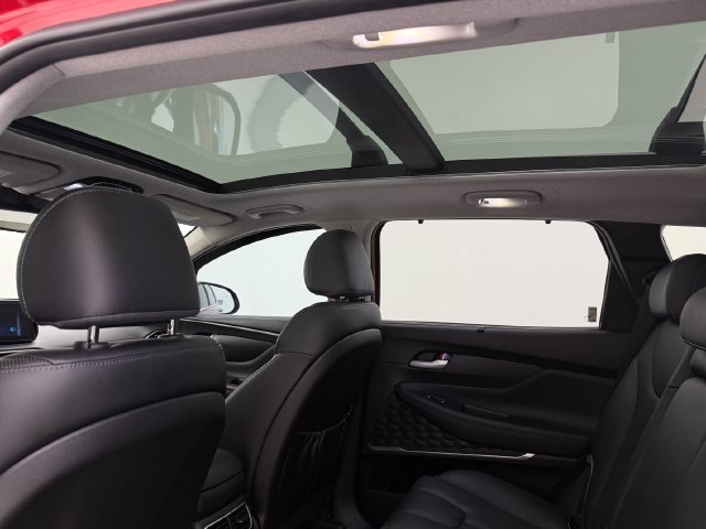 Used 2023 Hyundai Santa Fe Limited FWD image 29