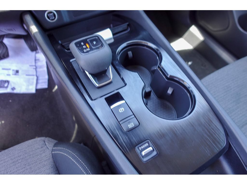 Used 2022 Nissan Rogue SV FWD image 20
