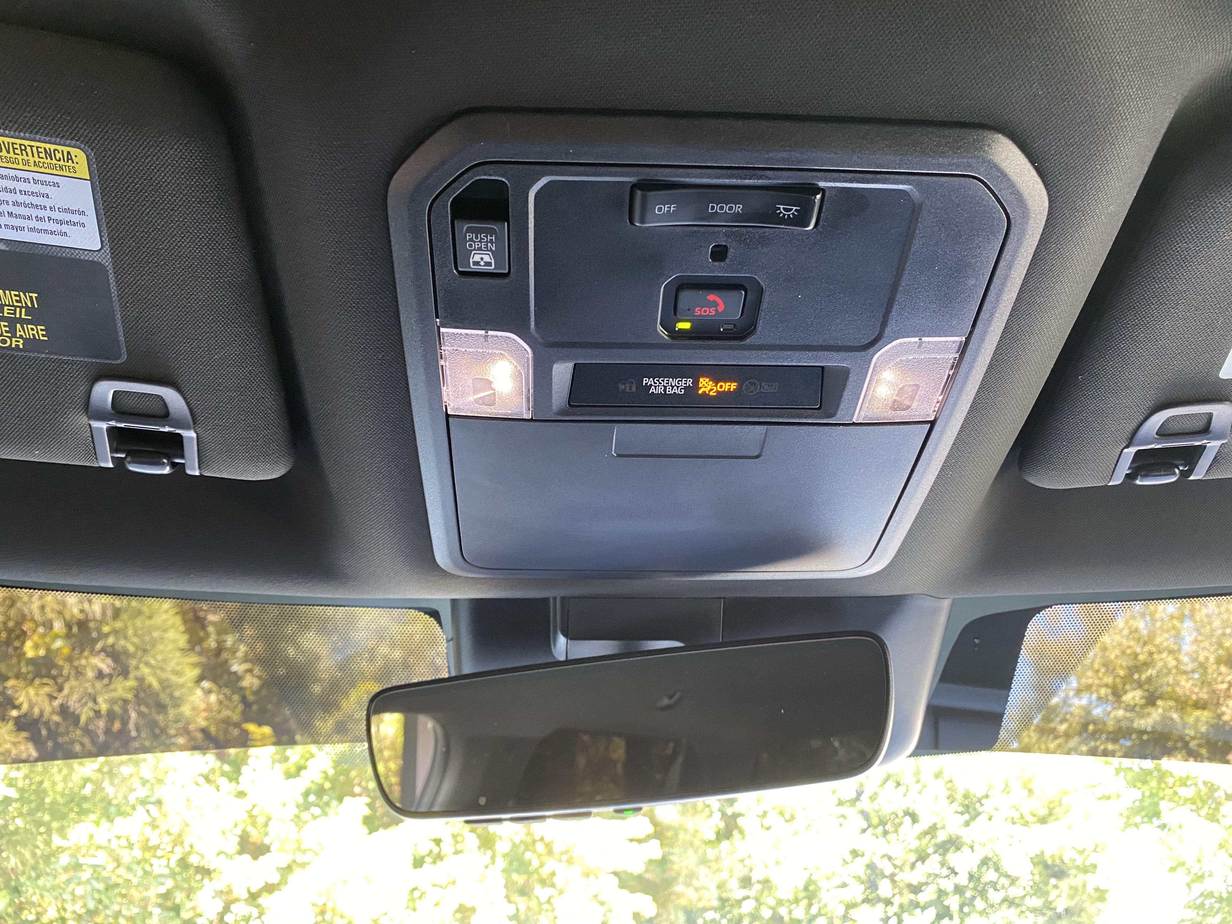 Used 2025 Toyota Tundra Limited AWD/4WD image 31