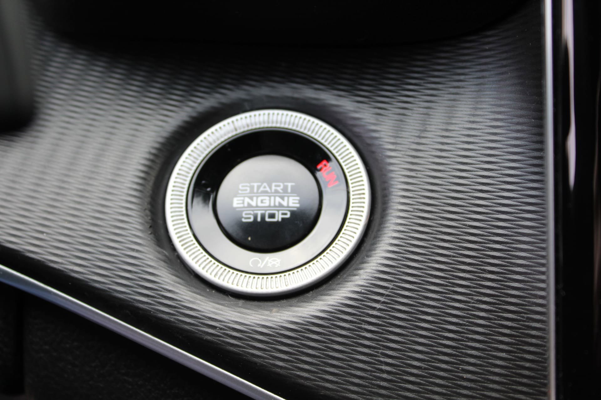 Used 2024 Jeep Grand Cherokee L Laredo image 41