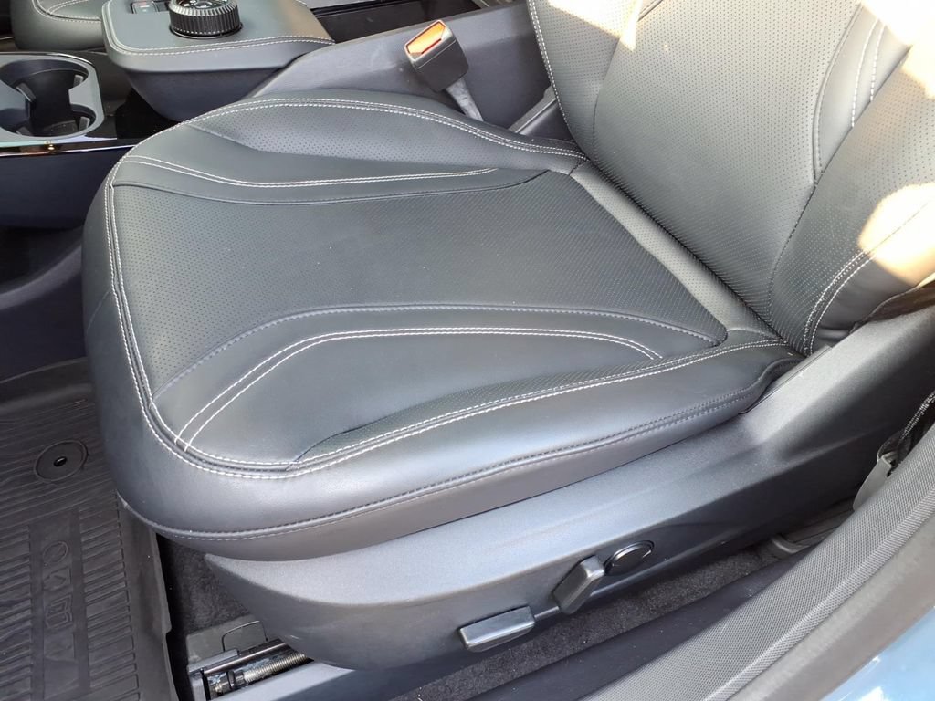 Used 2023 Ford Mustang Mach-E Premium RWD image 12