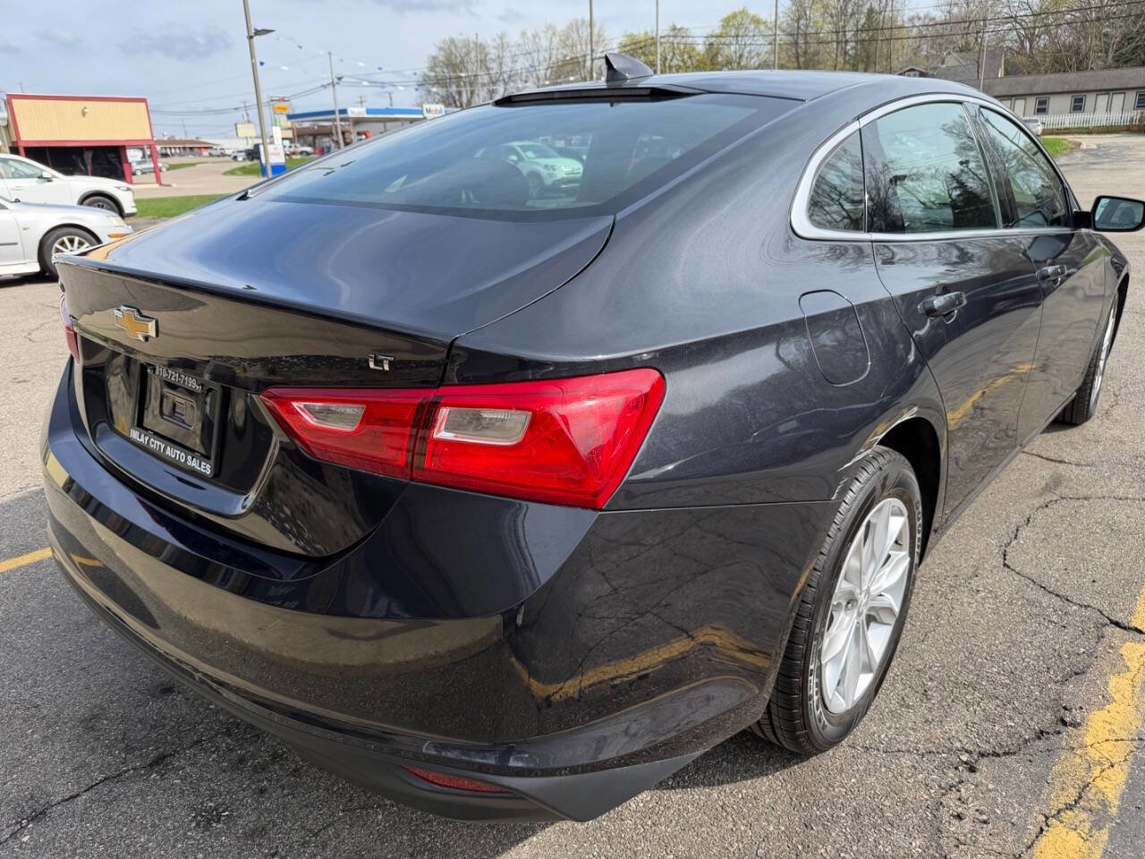 Used 2023 Chevrolet Malibu LT FWD image 3