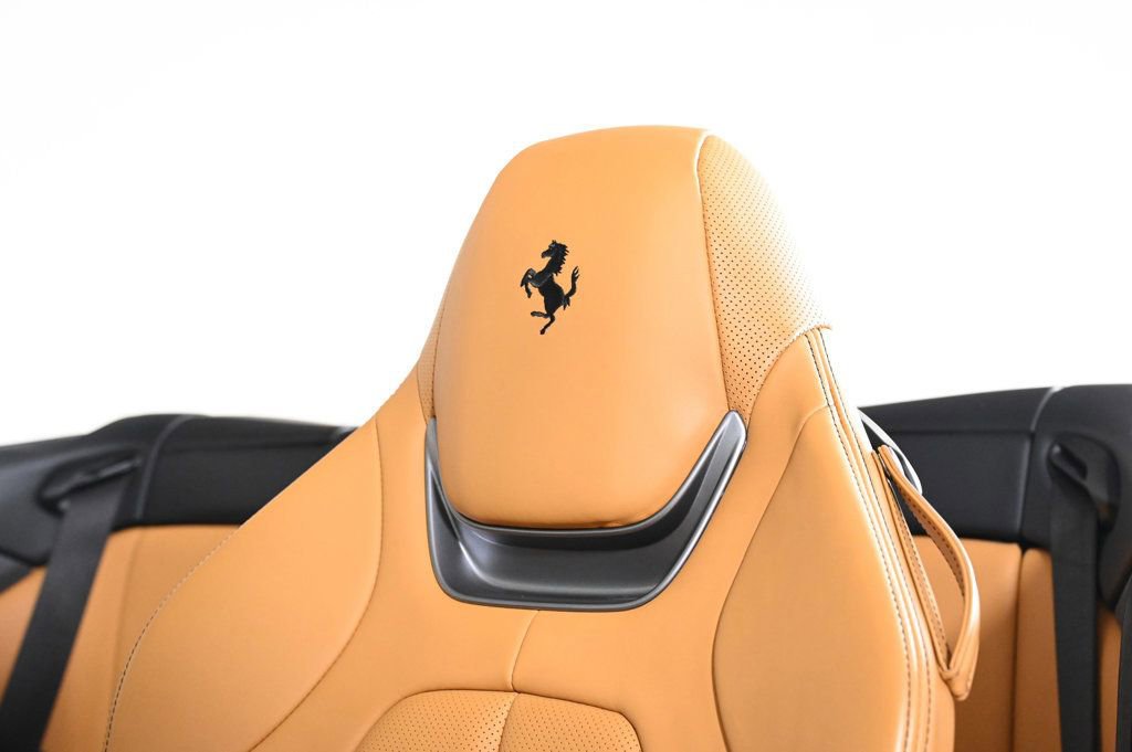 Certified 2023 Ferrari Portofino M image 21