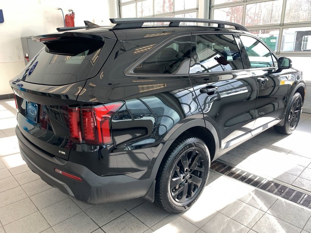 Used 2023 Kia Sorento S image 18