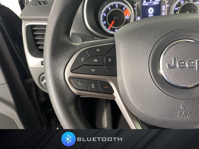 Used 2019 Jeep Cherokee Latitude w/ Popular Appearance Group AWD/4WD image 22