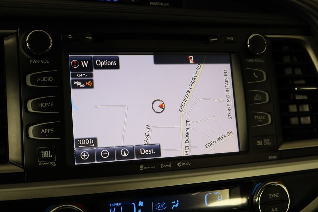 Used 2017 Toyota Highlander Limited image 35