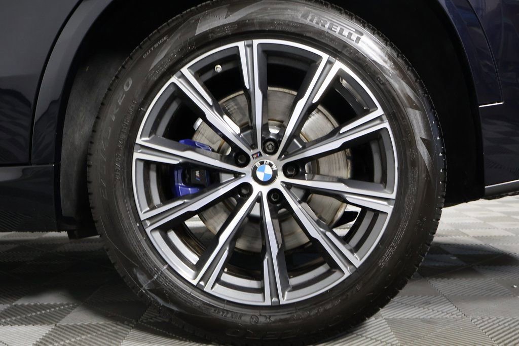 Used 2020 BMW X5 M50i AWD/4WD image 8