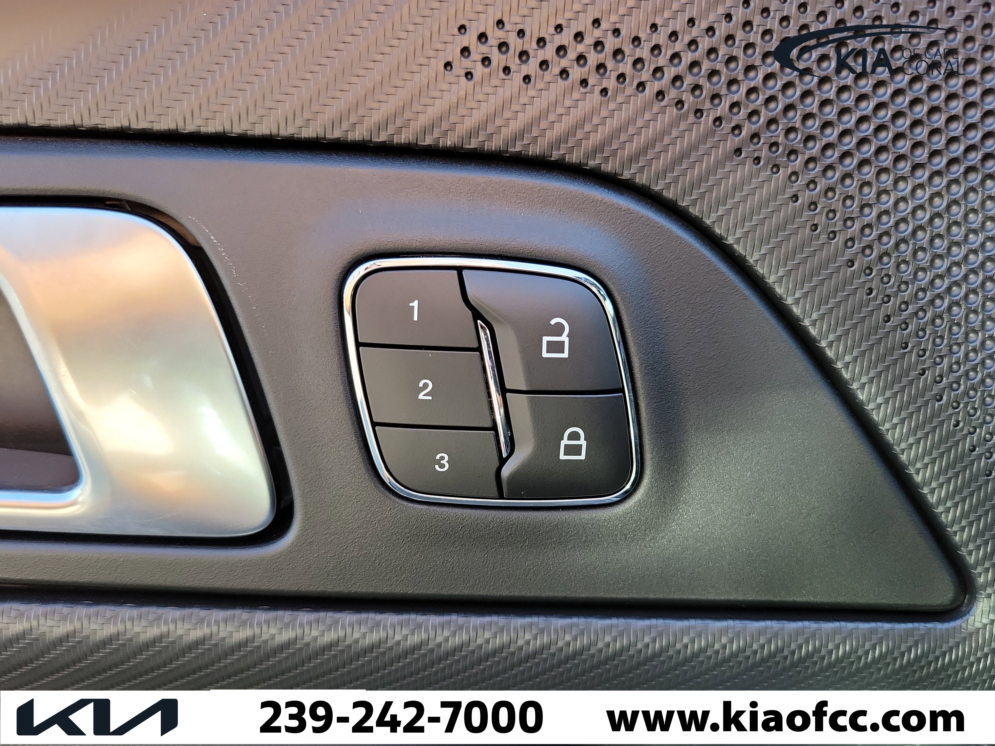 Used 2025 Ford Mustang GT Premium RWD image 21