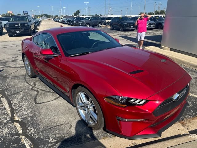 Used 2021 Ford Mustang Premium w/ Equipment Group 201A RWD image 5