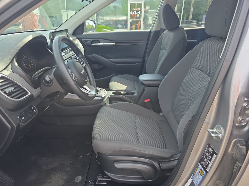 Certified 2023 Kia Seltos LX AWD/4WD image 9