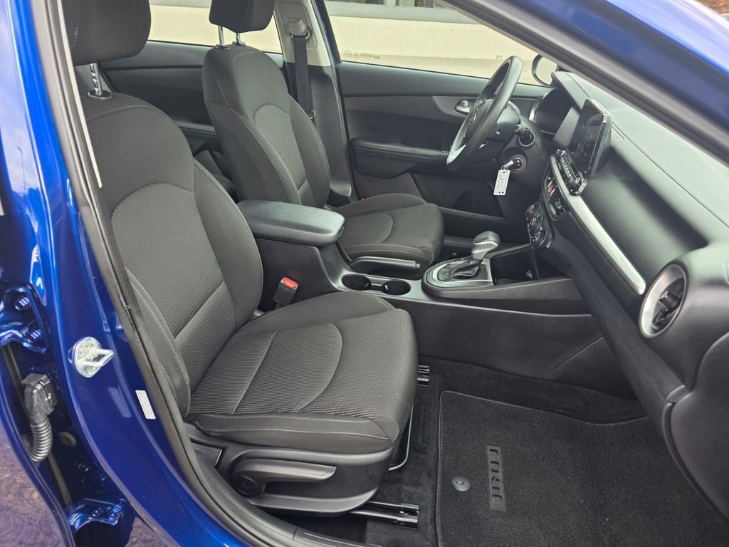 Used 2021 Kia Forte LXS image 20