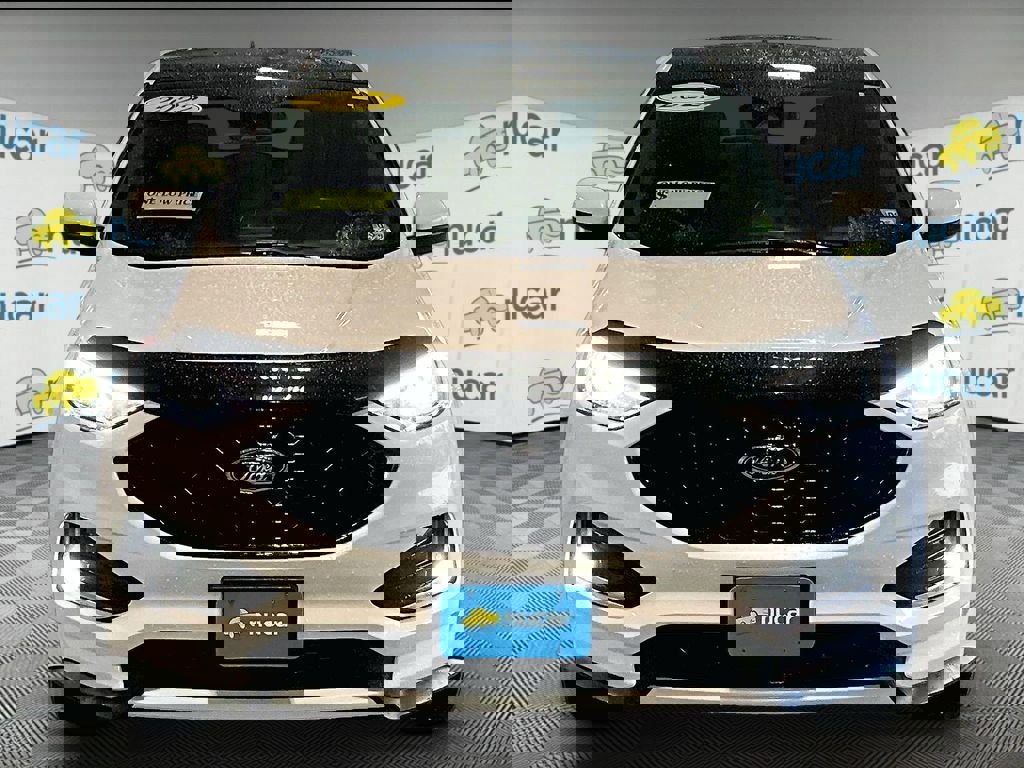 Used 2022 Ford Edge ST-Line w/ Class II Trailer Tow Package image 2