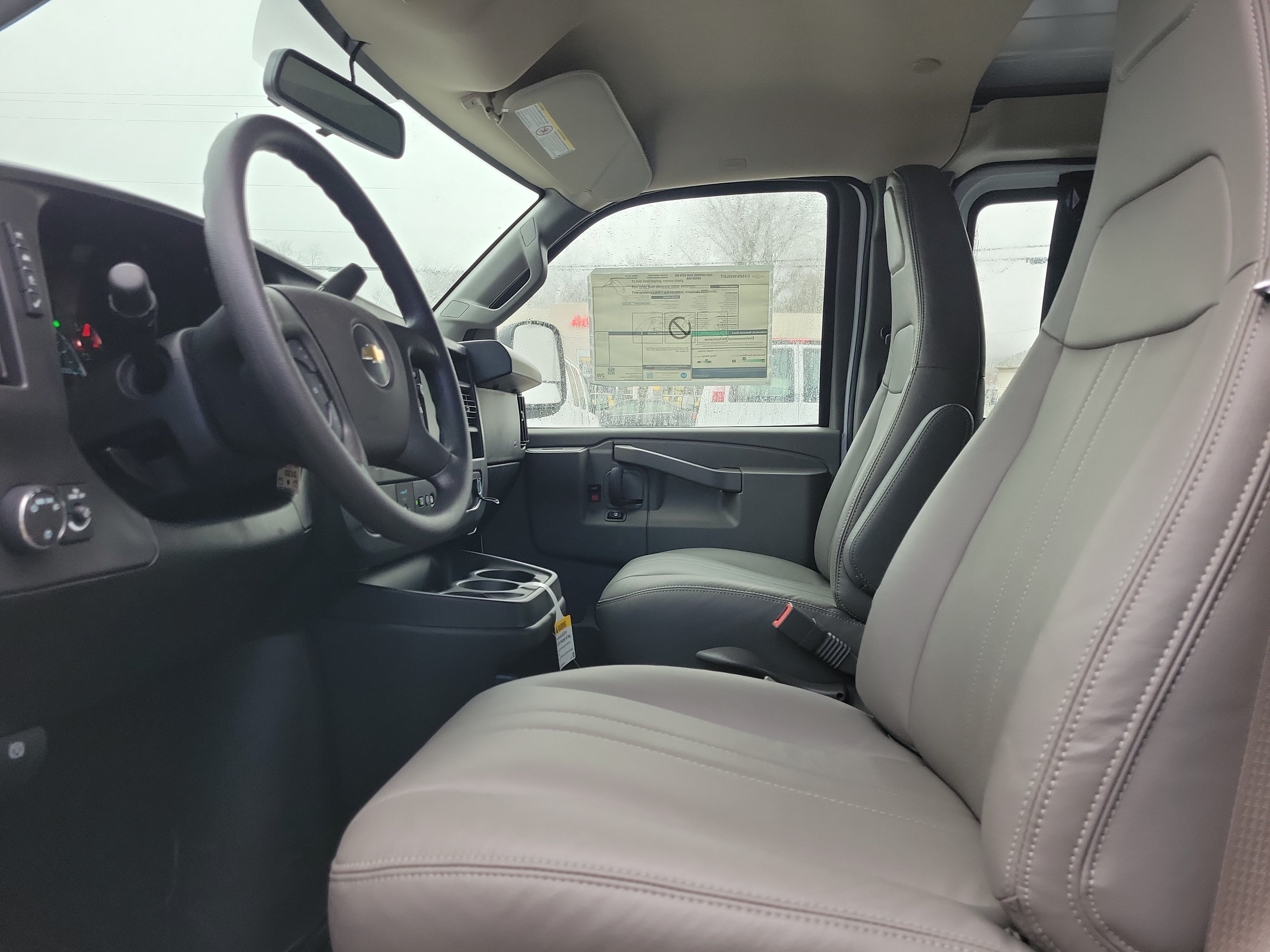 New 2025 Chevrolet Express 3500 Extended w/ Driver Convenience Package RWD image 15