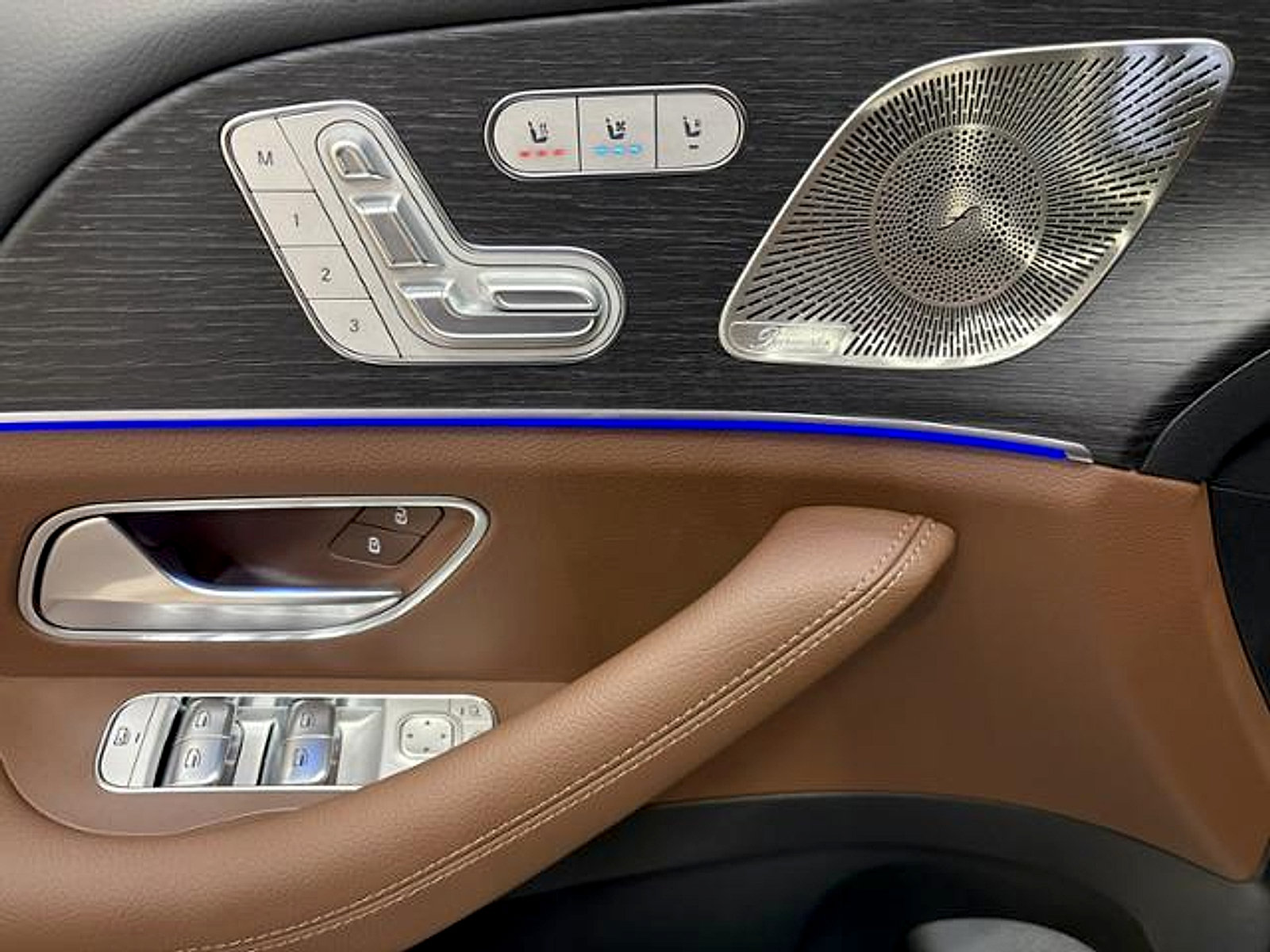 New 2026 Mercedes-Benz GLS 450 4MATIC image 10