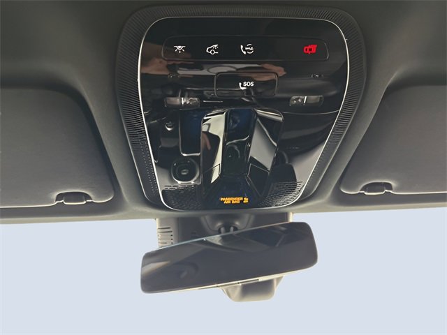 Used 2025 Mercedes-Benz GLC 300 4MATIC image 26