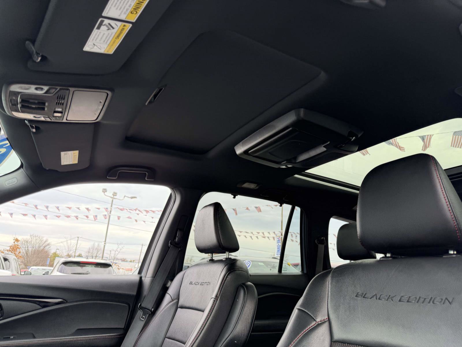 Used 2022 Honda Pilot Black Edition image 11