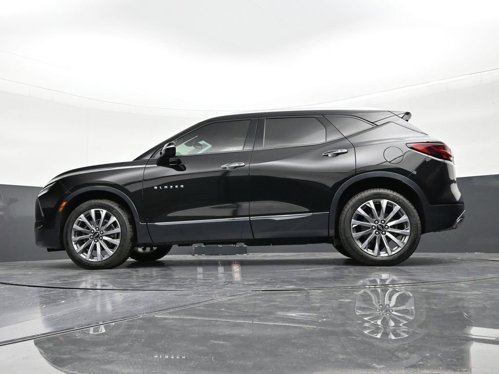 Used 2023 Chevrolet Blazer Premier w/ Enhanced Convenience Package image 21