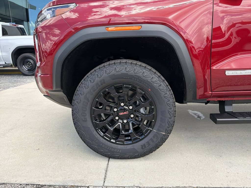 New 2026 GMC Canyon Elevation w/ Convenience Package RWD image 34