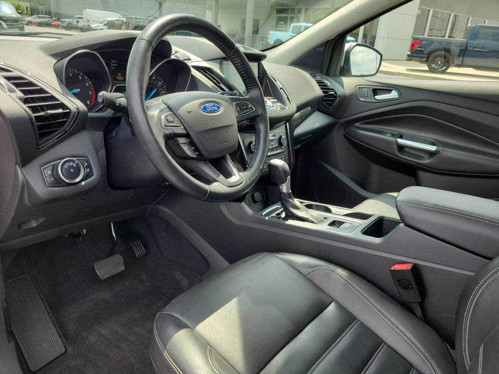 Certified 2017 Ford Escape Titanium w/ Equipment Group 301A AWD/4WD image 21