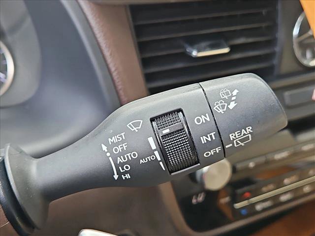 Used 2020 Lexus RX 450h AWD w/ Premium Package image 16
