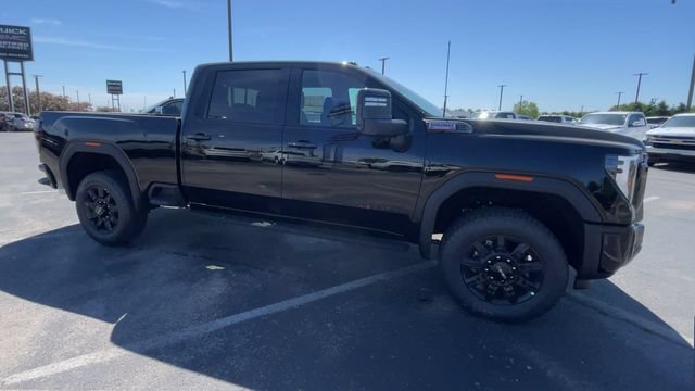 New 2026 GMC Sierra 2500 AT4 w/ AT4 Premium Plus Package AWD/4WD image 3