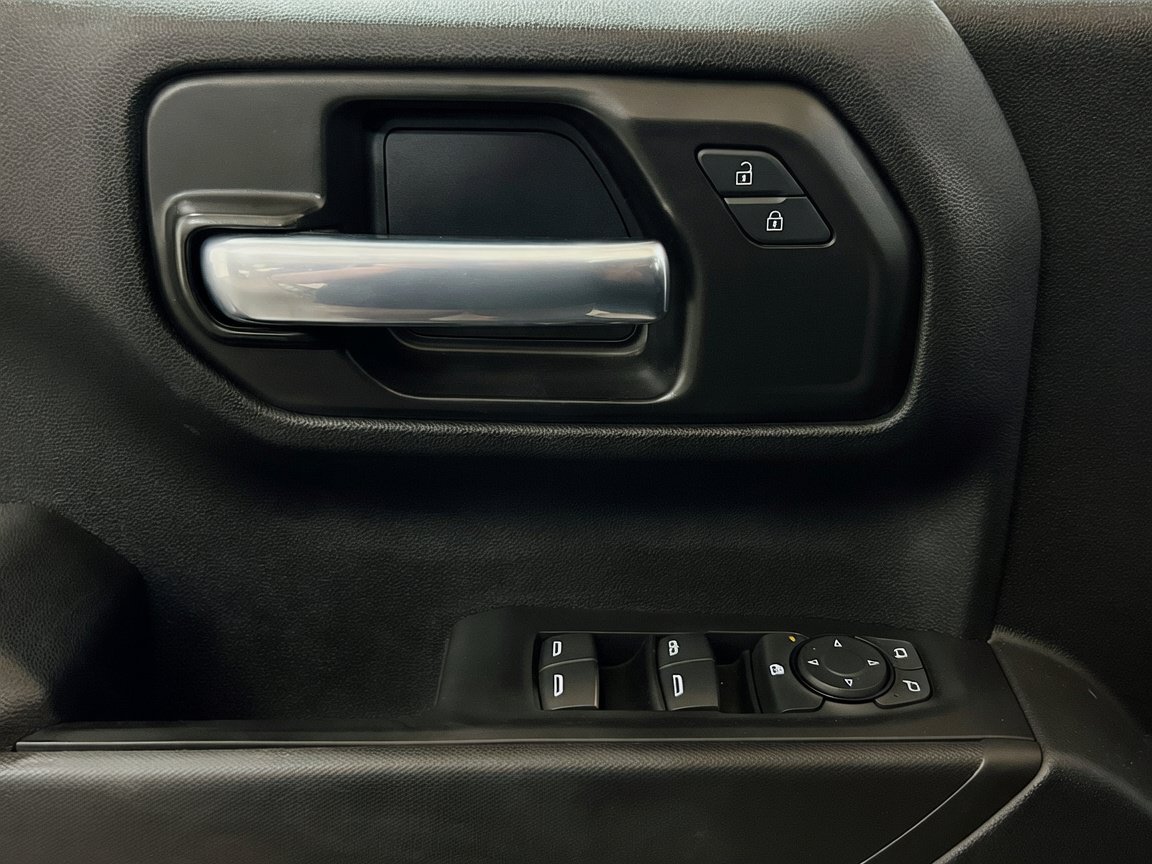 Used 2022 Chevrolet Silverado 1500 Custom w/ LPO, Dark Essentials Package RWD image 13