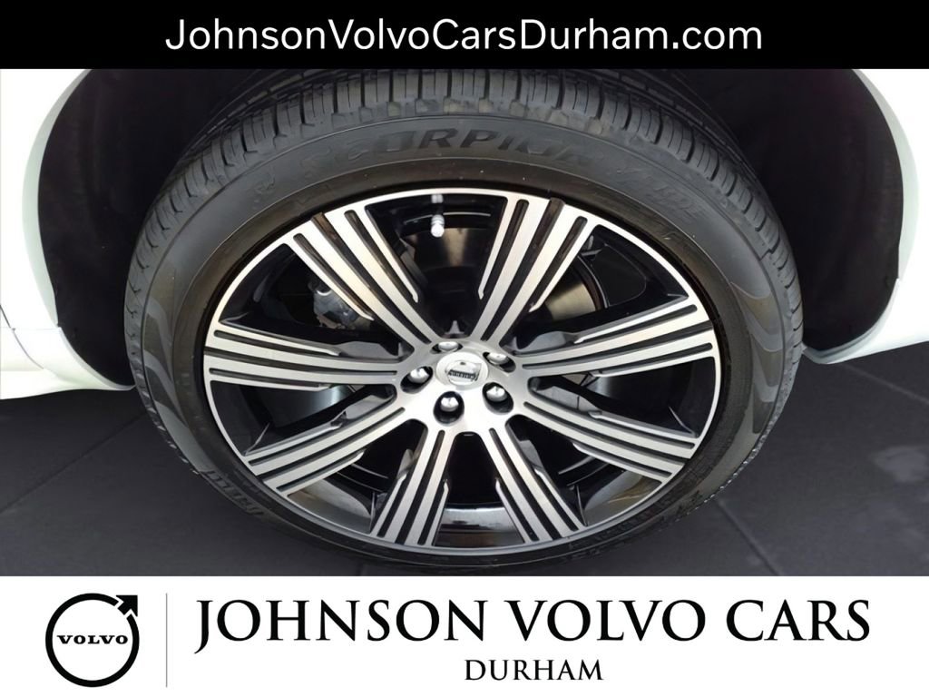 New 2025 Volvo XC90 B6 Plus w/ Protection Package Premier image 7