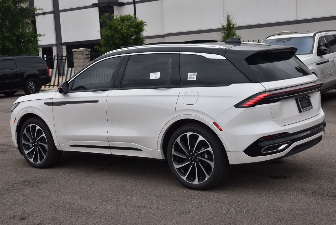 New 2026 Lincoln Nautilus Black Label AWD/4WD image 39