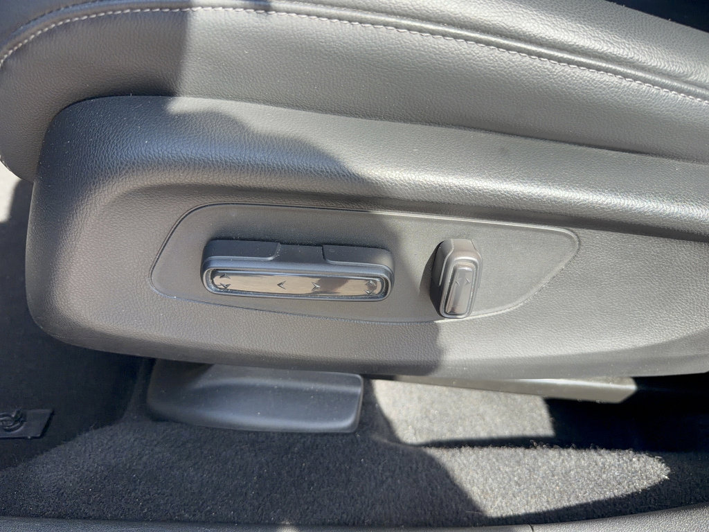 Used 2023 Honda HR-V EX-L image 34