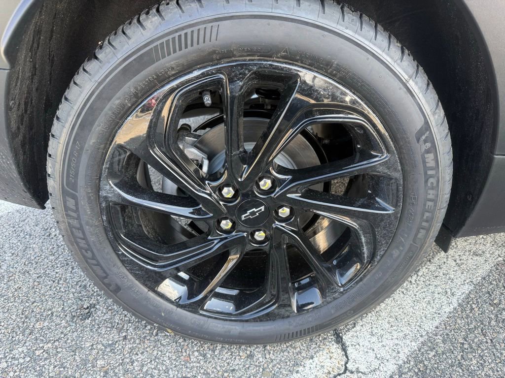 New 2027 Chevrolet Bolt RS FWD image 33
