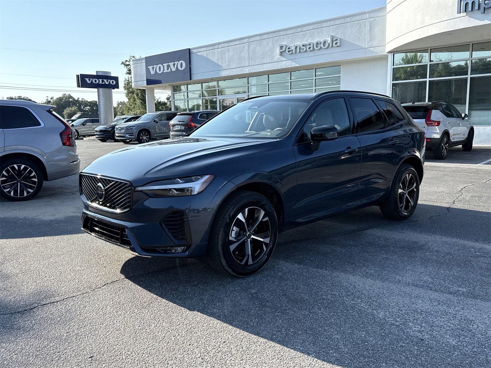 New 2026 Volvo XC60 B5 Core image 1