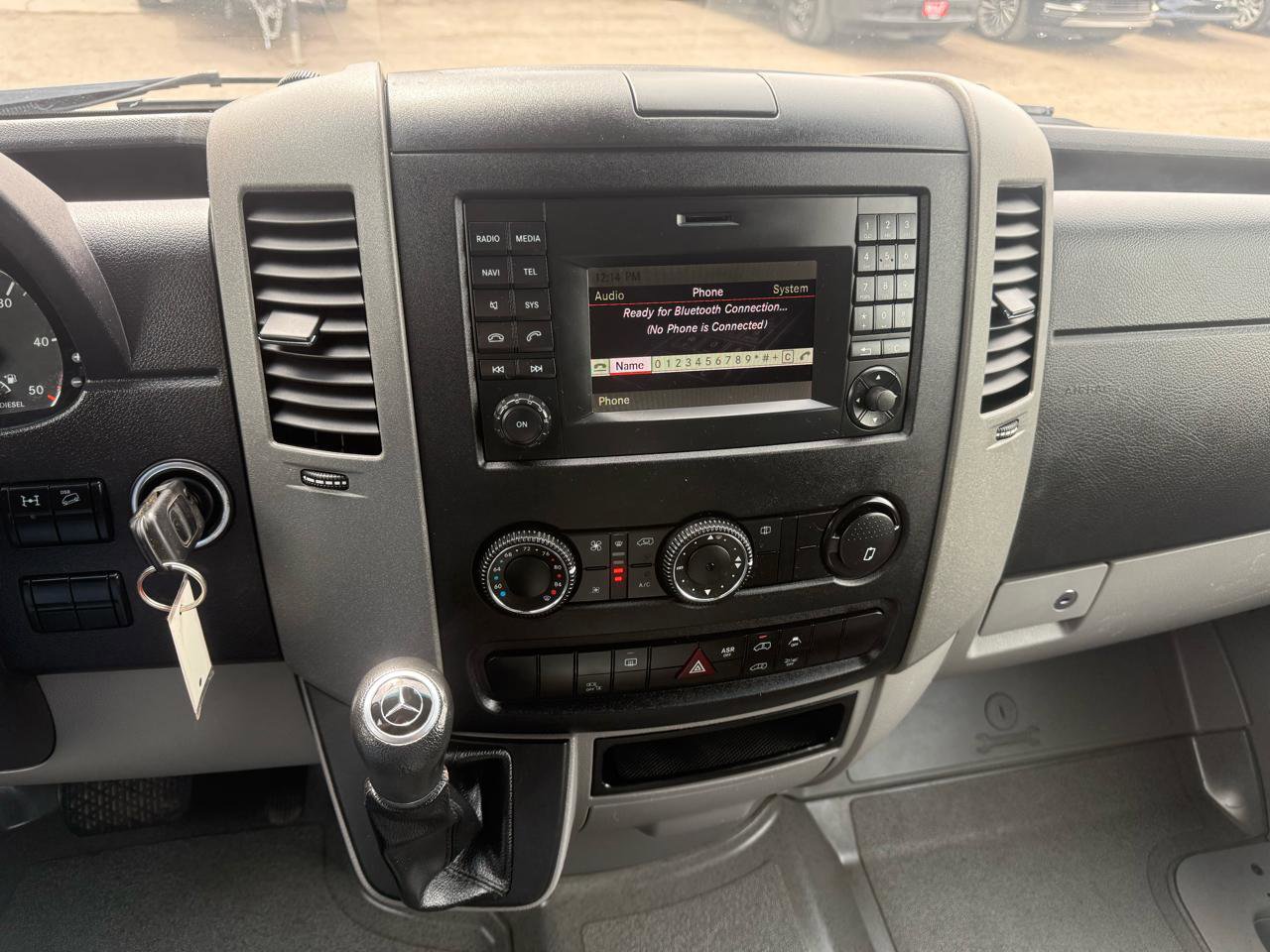 Used 2018 Mercedes-Benz Sprinter 2500 image 13