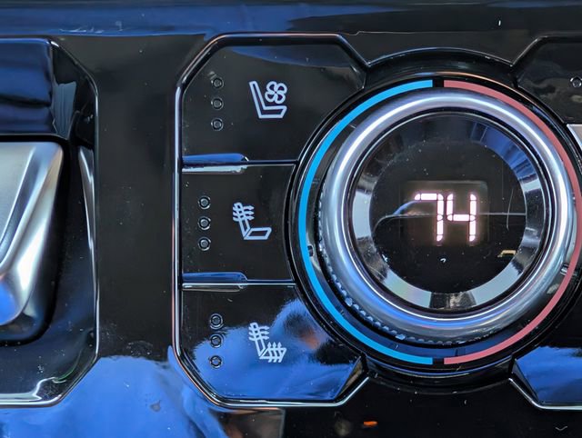 Used 2022 GMC Sierra 1500 Denali w/ Denali Reserve Package image 19