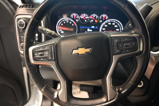 Used 2022 Chevrolet Silverado 3500 LT w/ Convenience Package AWD/4WD image 18