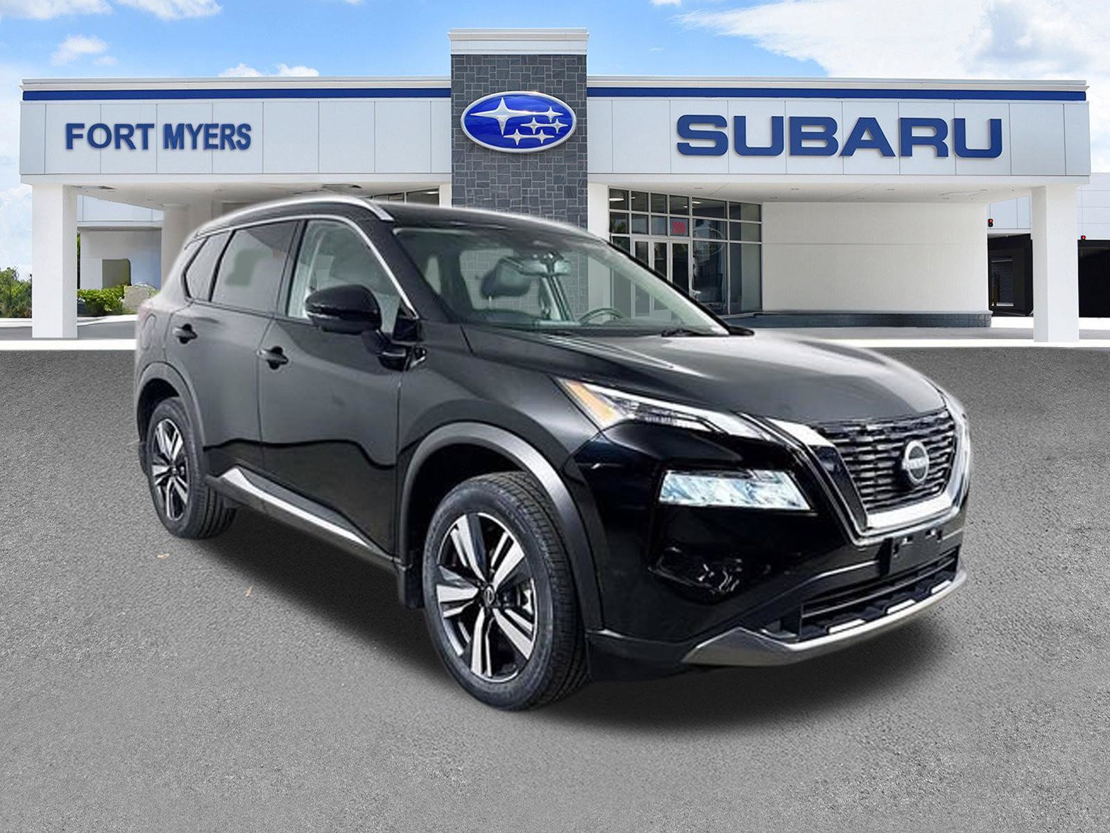 Used 2023 Nissan Rogue SL AWD/4WD image 1