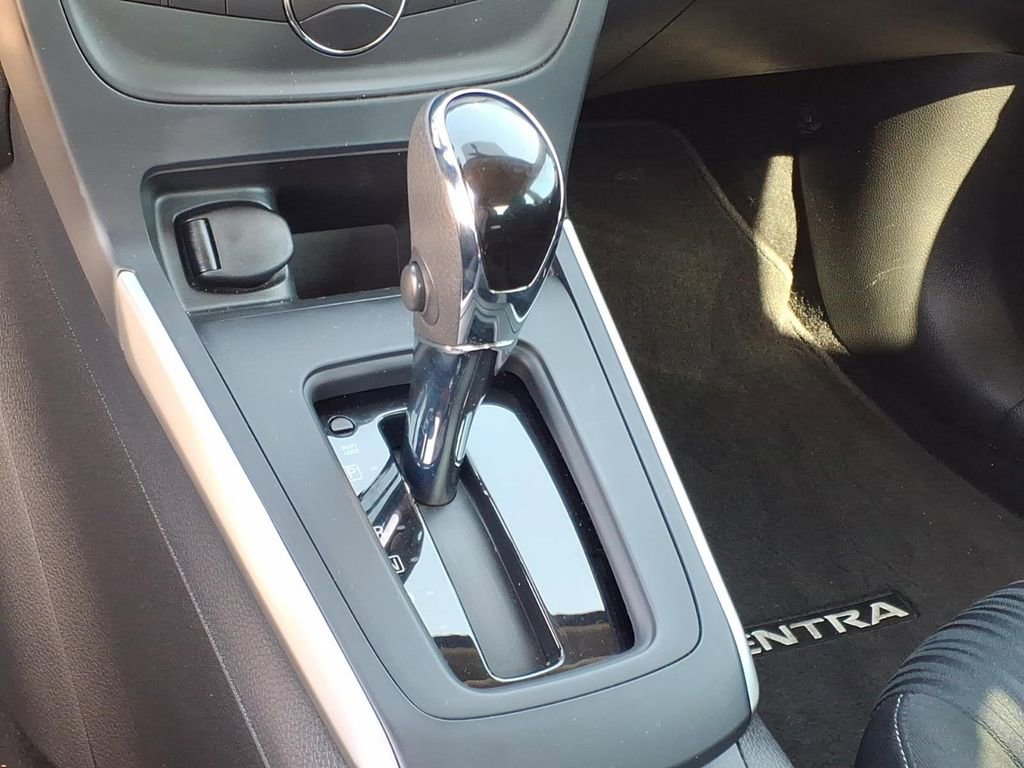 Used 2019 Nissan Sentra SV FWD image 14