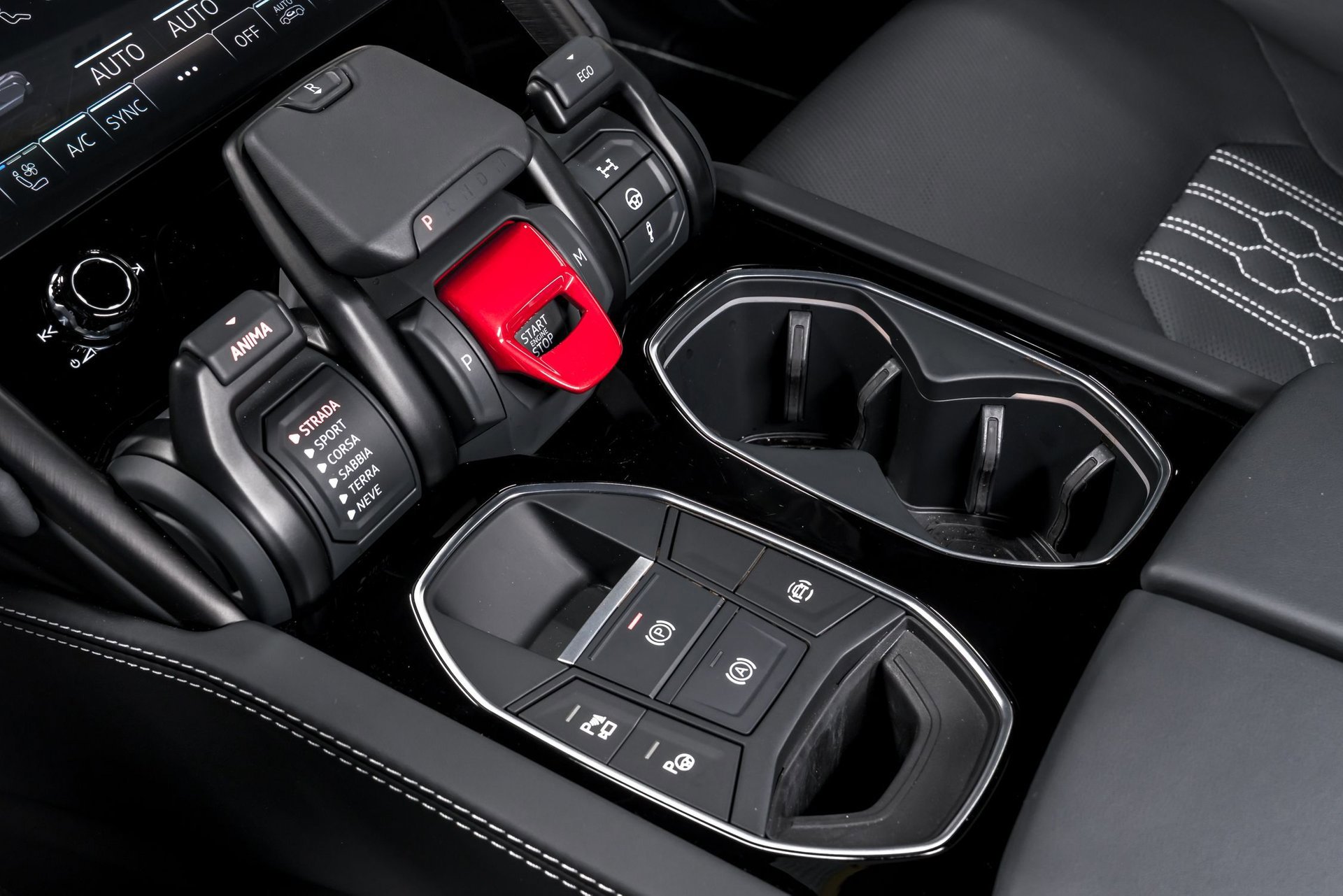 Used 2024 Lamborghini Urus S image 28