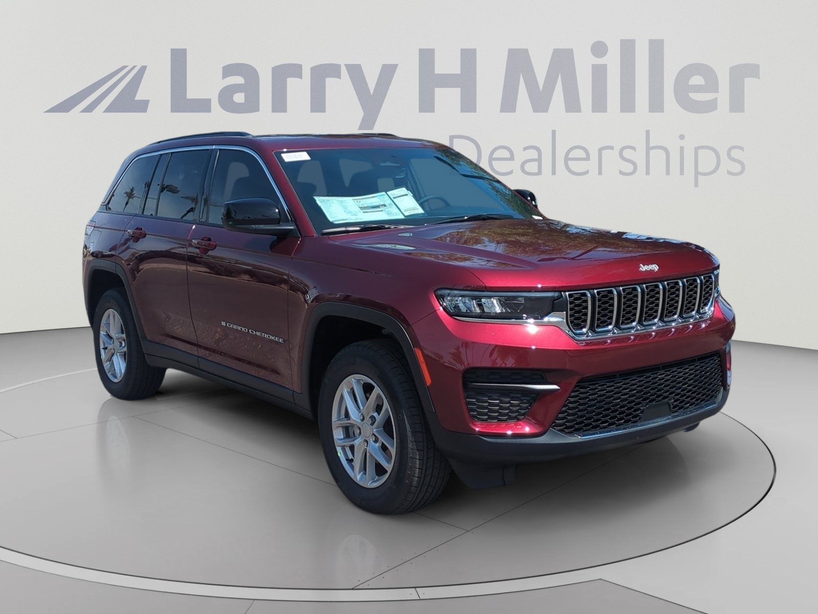 New 2026 Jeep Grand Cherokee Laredo X AWD/4WD image 7