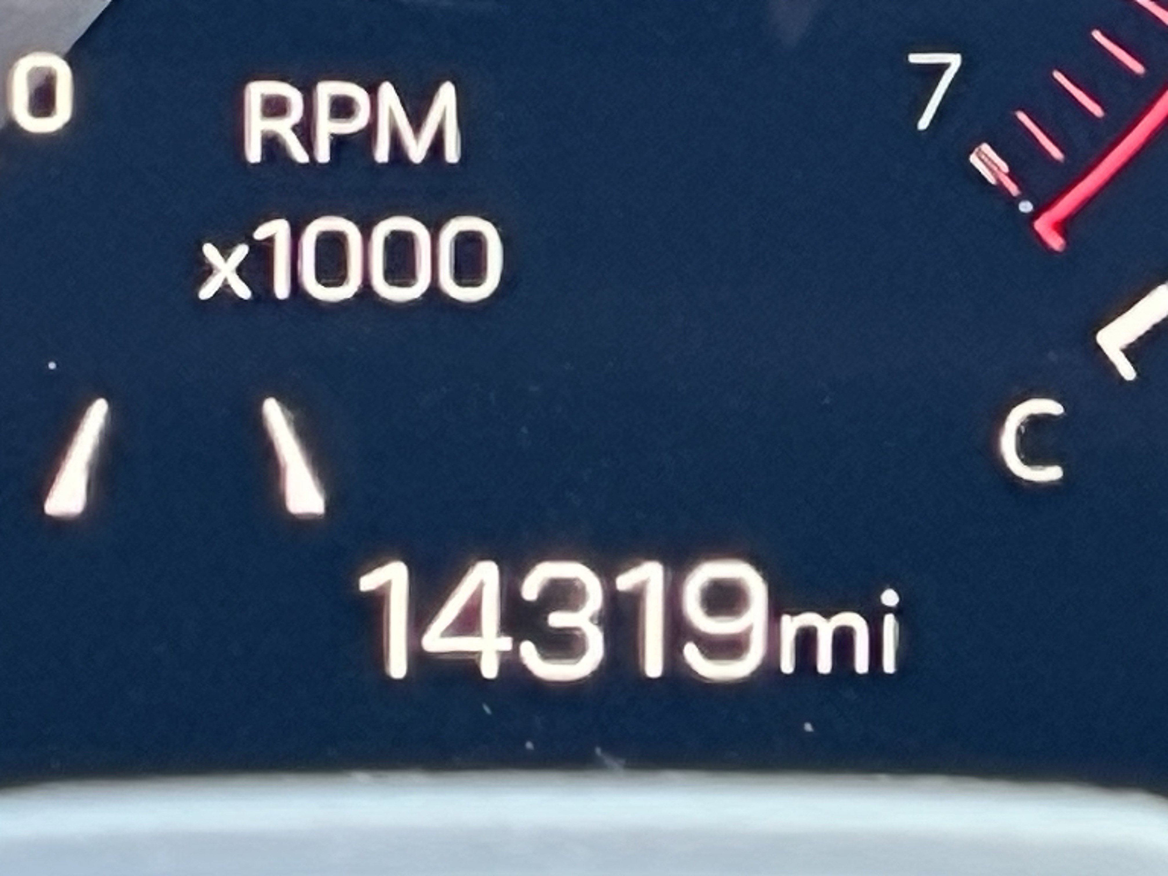 Used 2024 GMC Acadia Denali w/ Super Cruise Package image 22