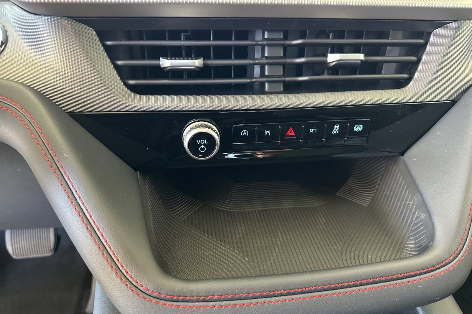 New 2026 Ford Explorer ST-Line w/ ST-Line Street Pack image 23